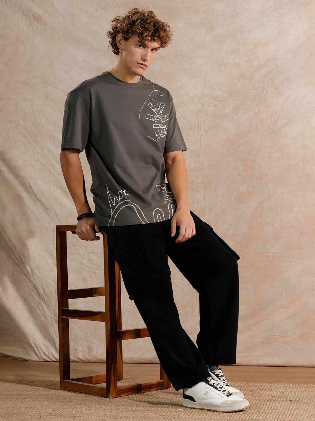 Solid Heavy Fade Loose Fit Jeans | Black - Image 3