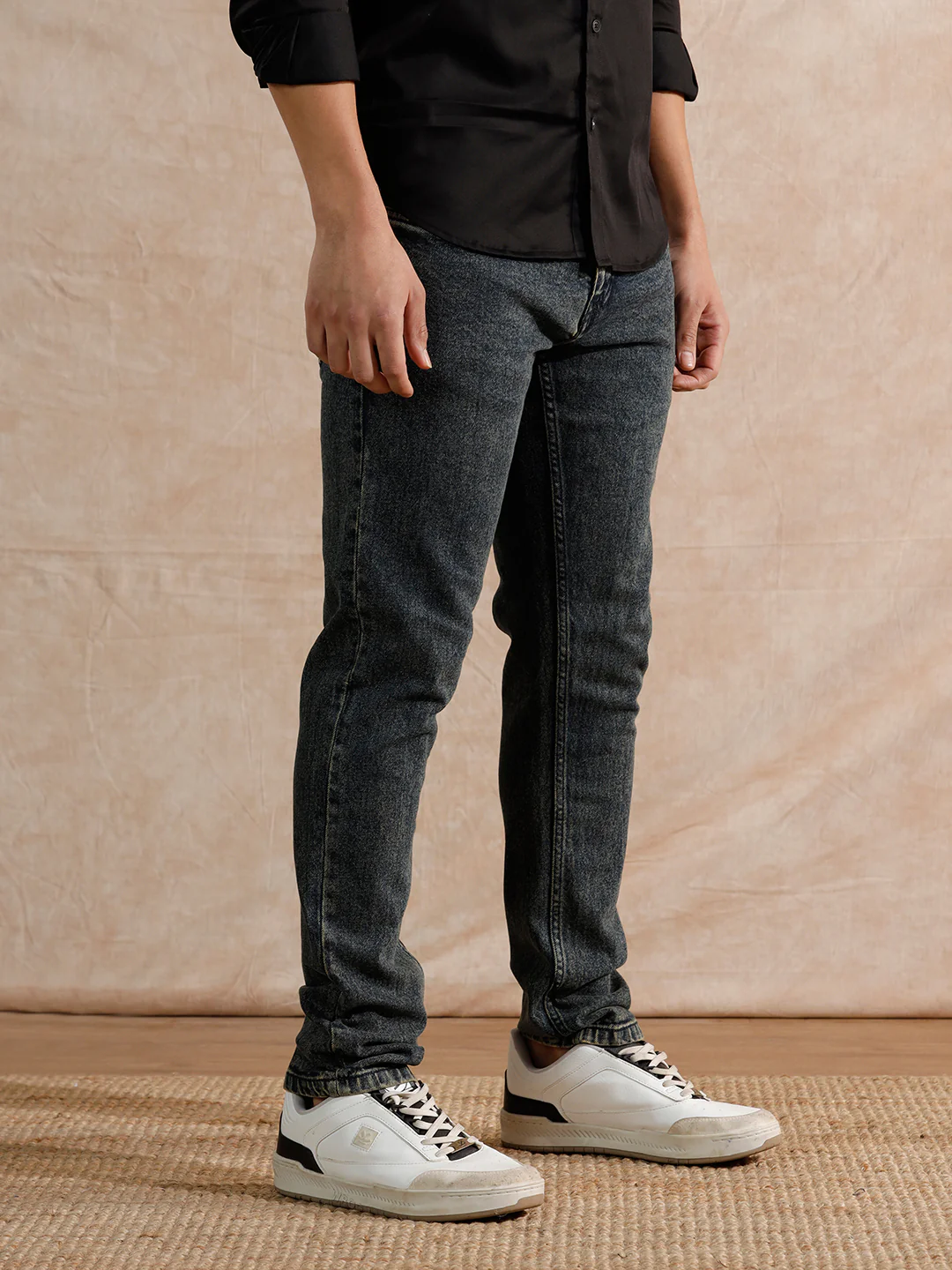 Solid Heavy Fade Slim Tapered Fit Jeans | Blue - Image 4