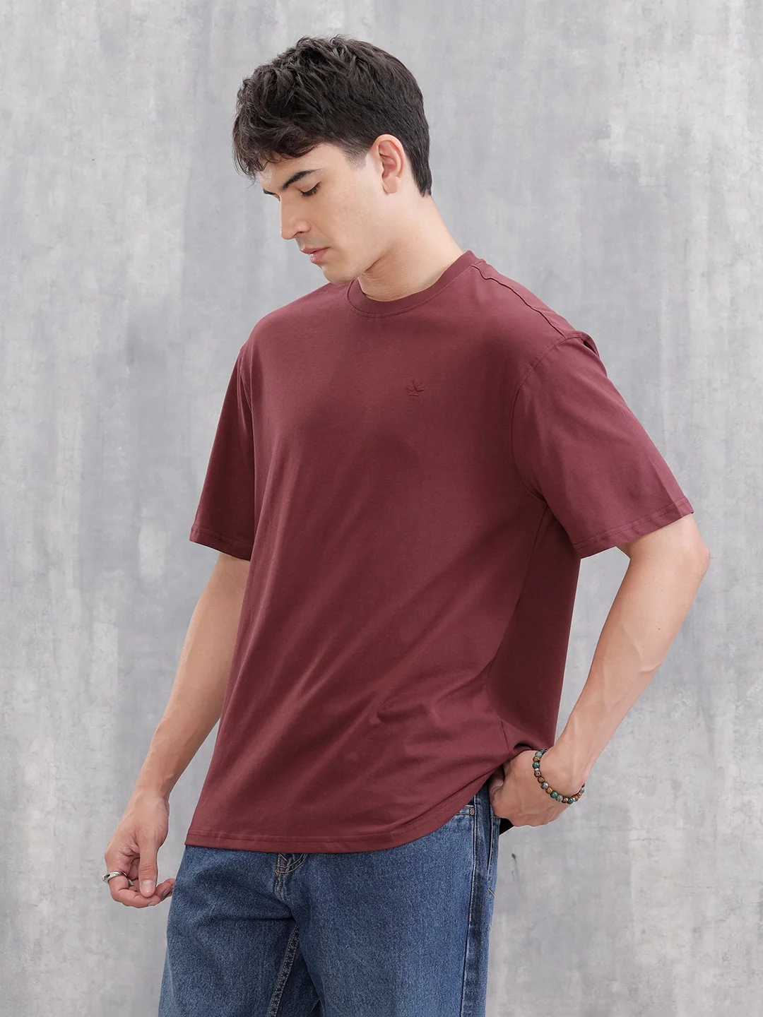 Solid Oversized T-Shirt | Maroon - Image 5