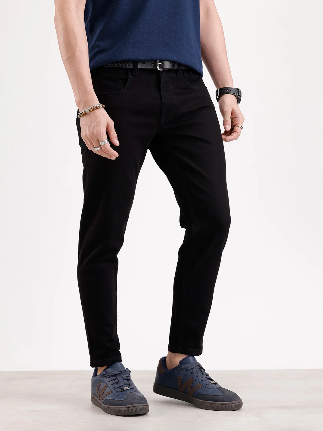 Solid Slim Fit Denim Jeans  | Black - Image 4