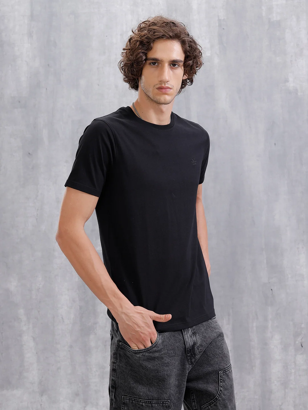 Solid Slim Fit T-Shirt | Black - Image 4