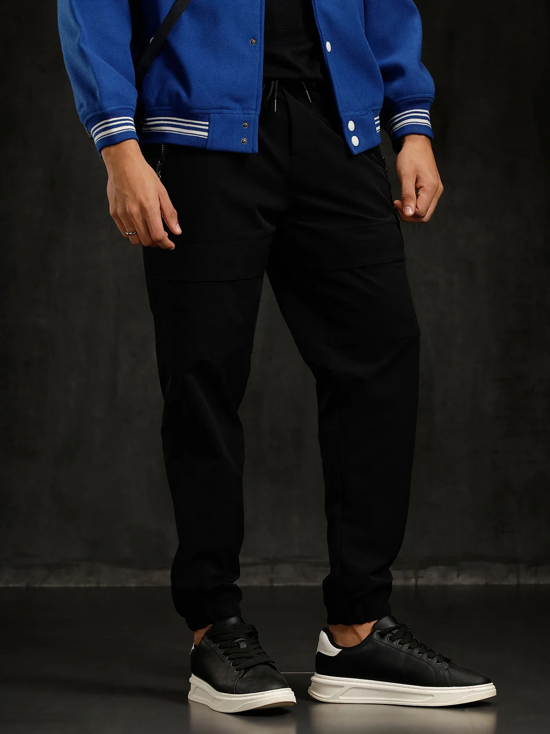 Solid Straight Fit Jogger | Black - Image 4