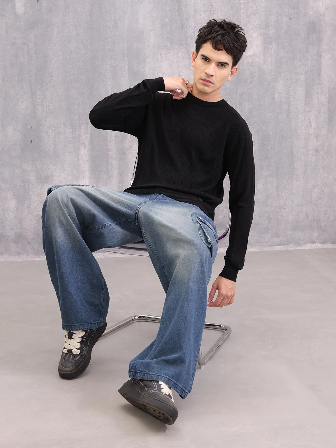 Structured Crew Neck Pullover | Black - Image 2