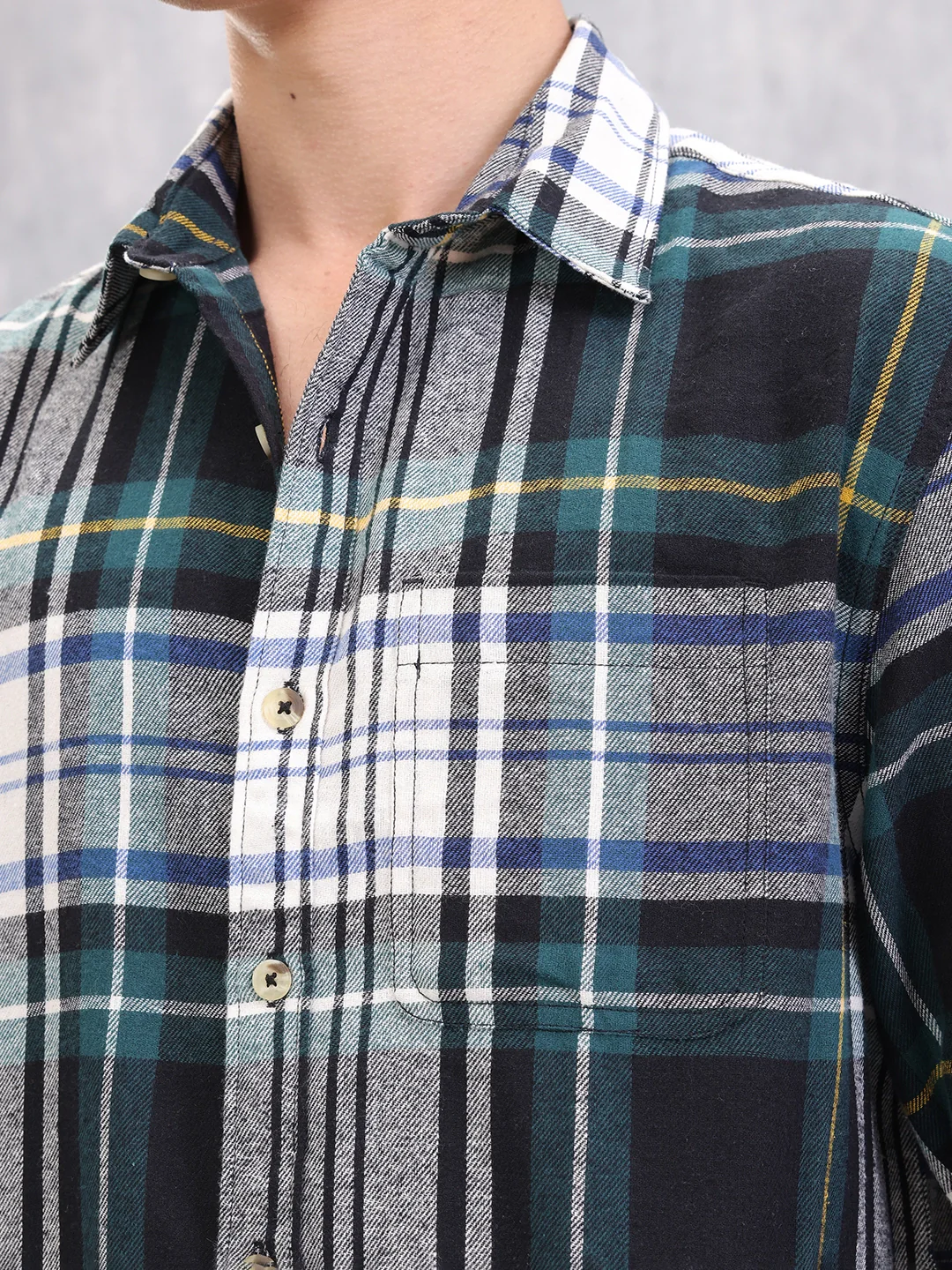 Textured Checkered Regular Fit Shirt | Green - Image 4