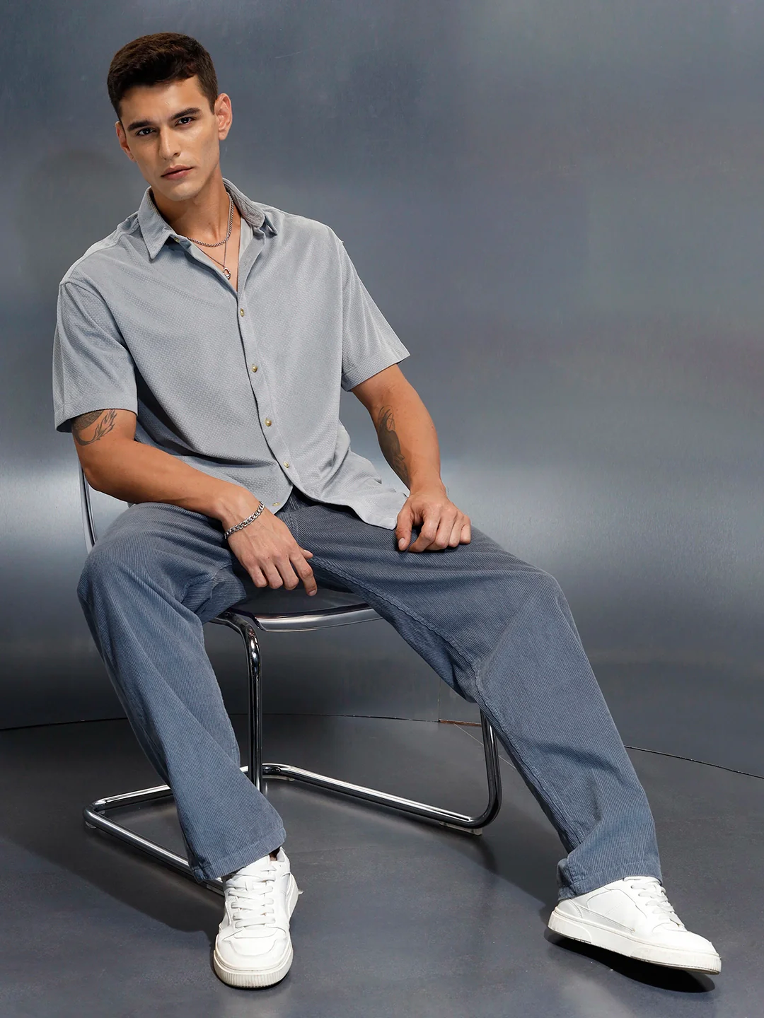 Textured Classic Men’s Oversized Fit Shirt | Grey - Image 2