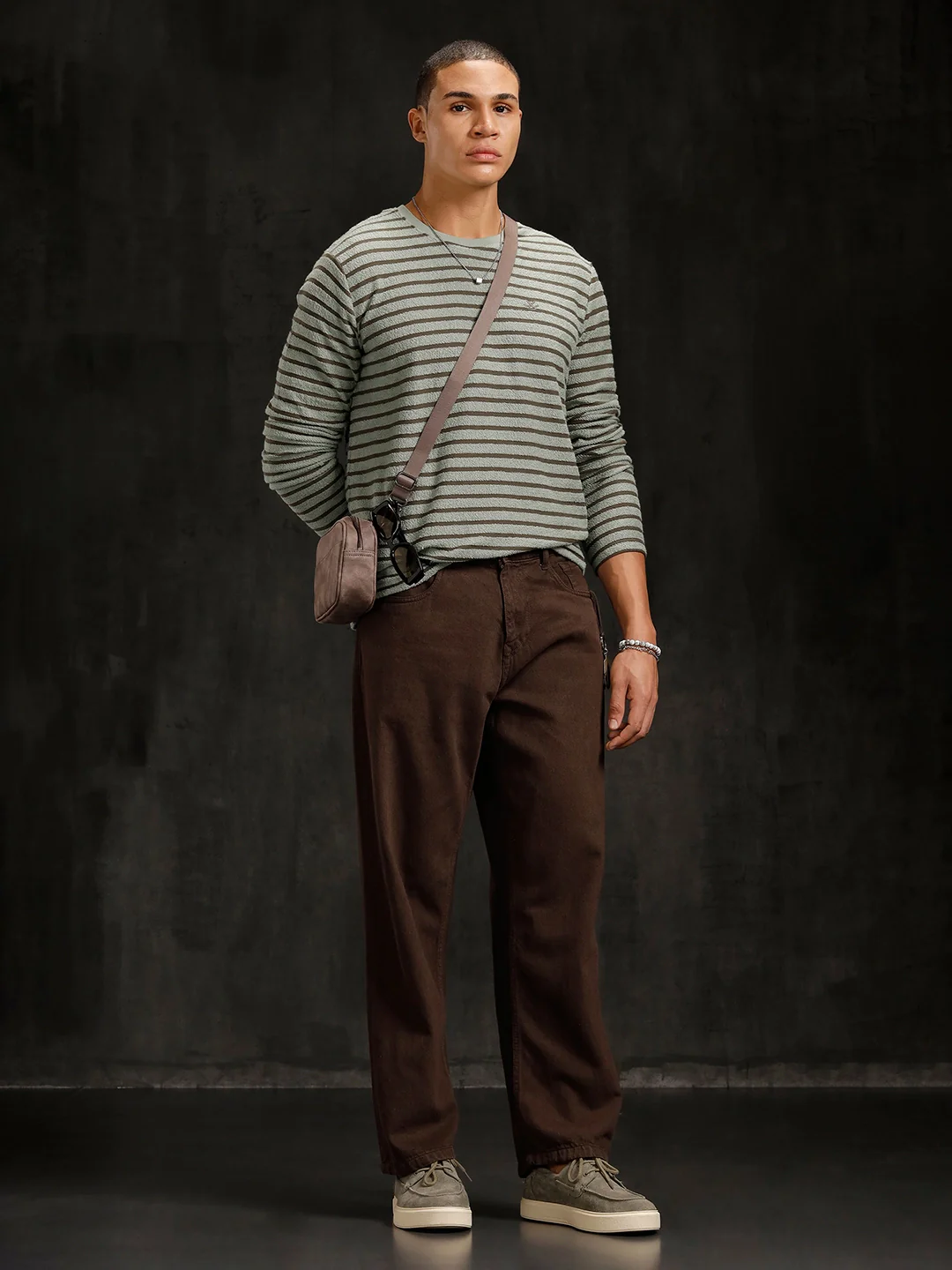 Textured Loose Knit Slim Fit T-Shirt | Olive - Image 2