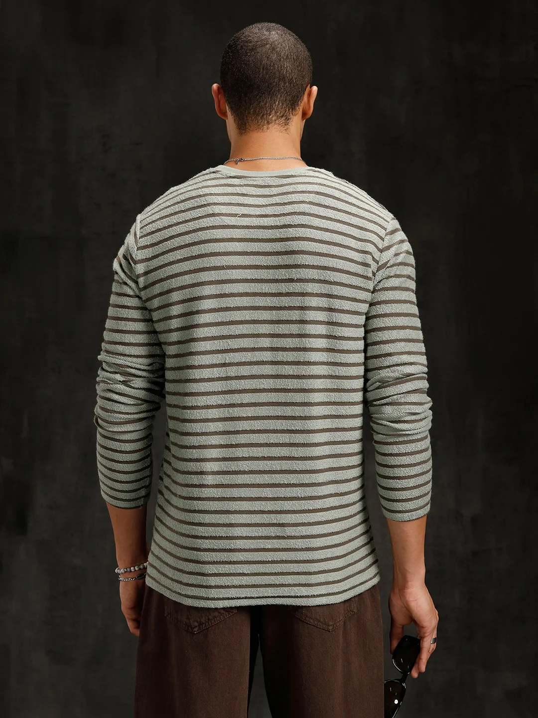 Textured Loose Knit Slim Fit T-Shirt | Olive - Image 3