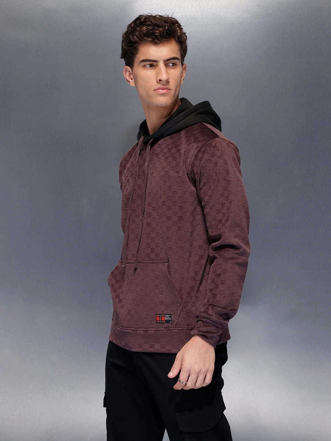 Velvet-finish Check-texture hoodie | Wine - Image 4