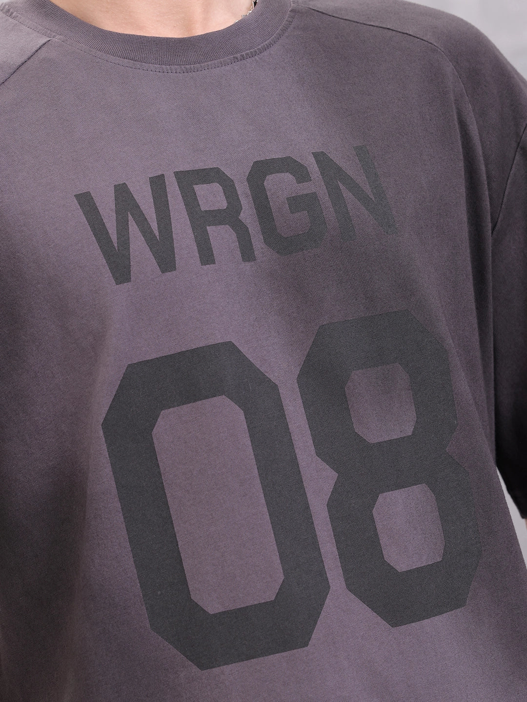 Washed Raglan Sleeve Oversized Men T-shirt | Dark Grey - Image 5