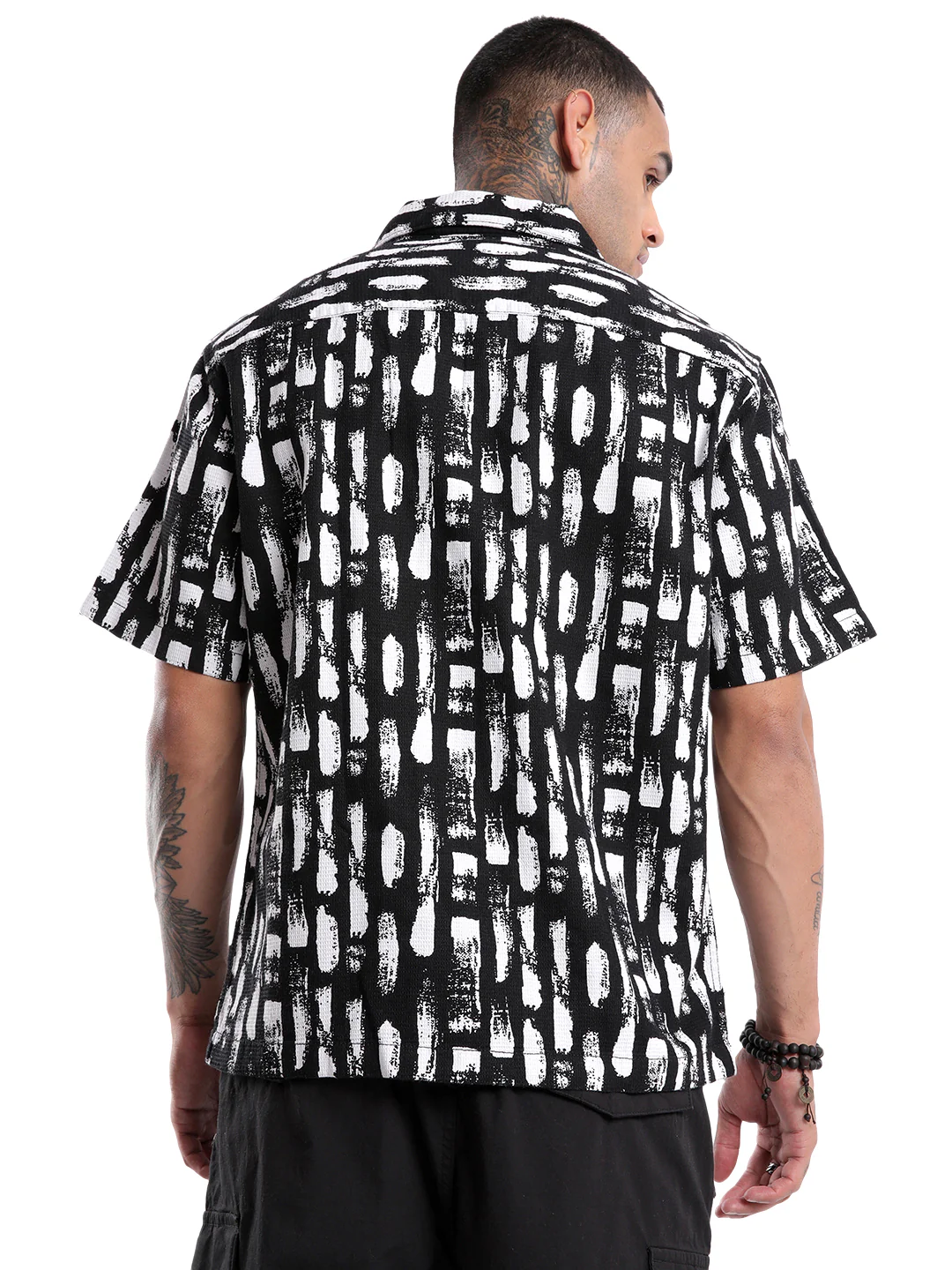 White Strokes AOP Black Shirt - Image 3