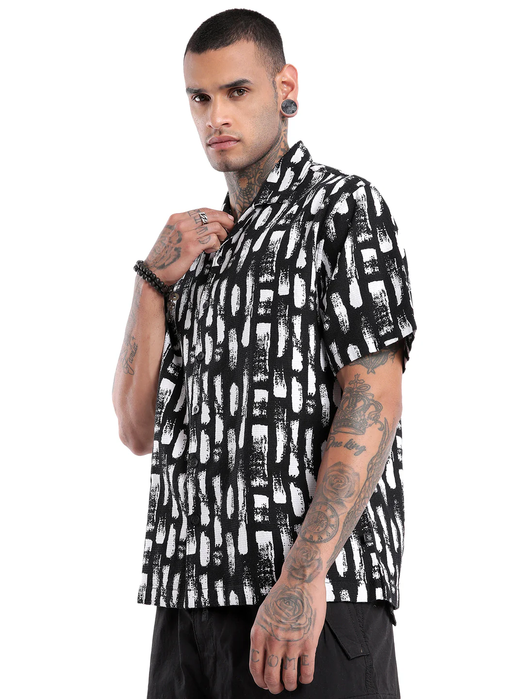 White Strokes AOP Black Shirt - Image 4