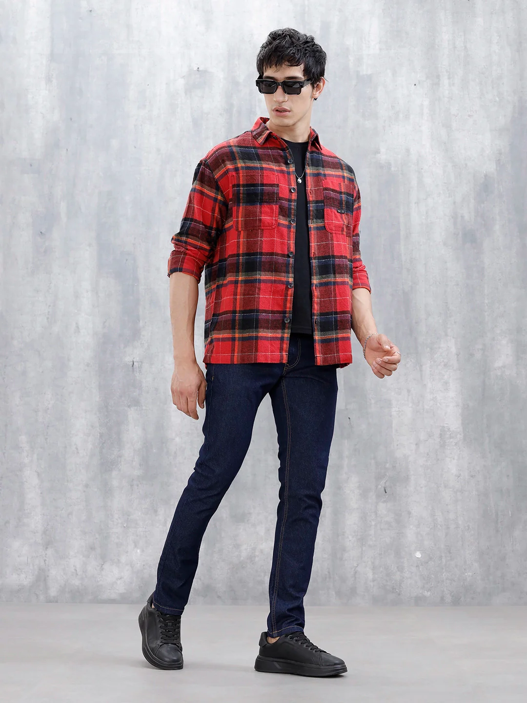Wrogn Men's Checked Oversized Shirt | Red - Image 2
