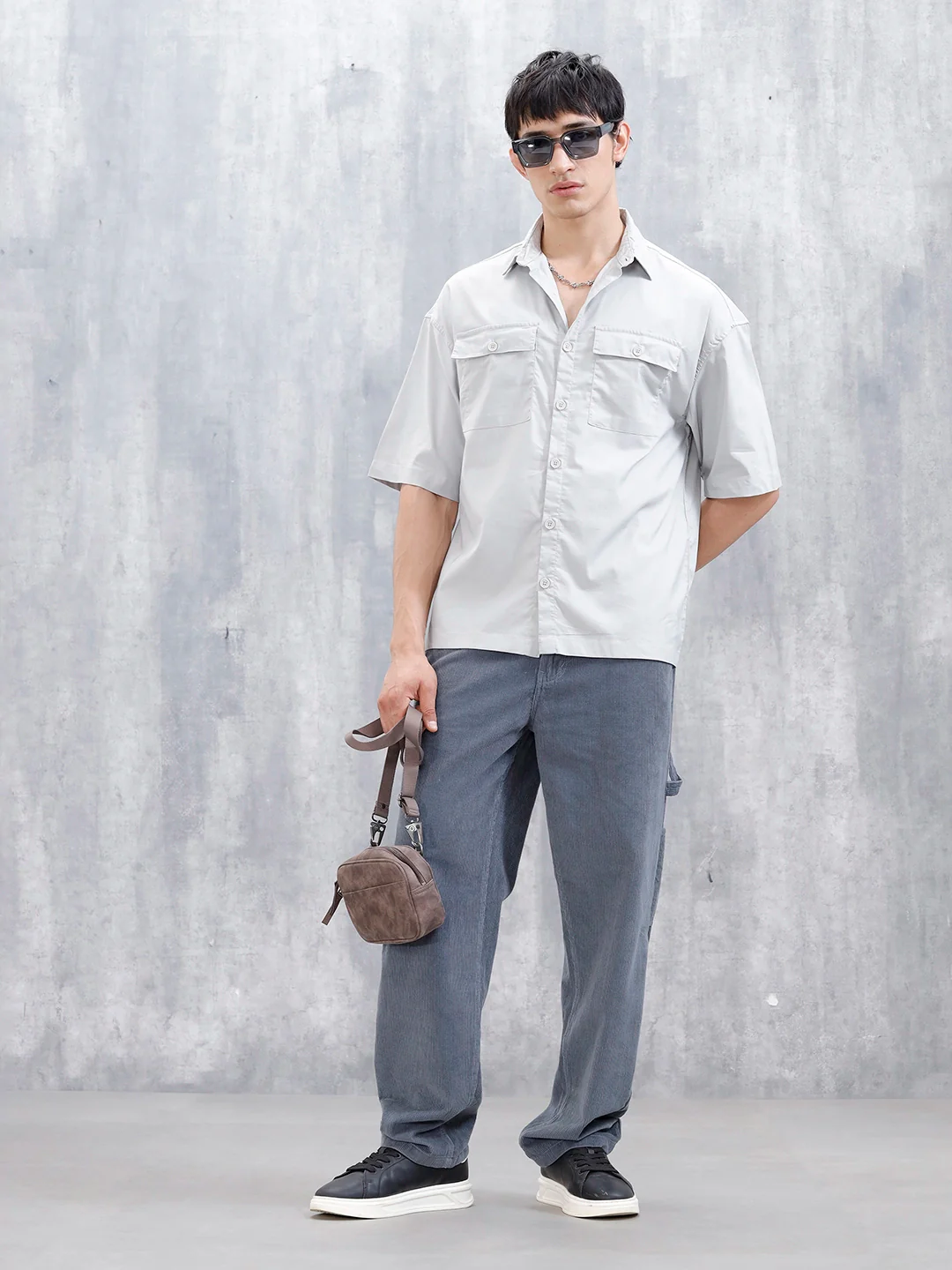 Wrogn Men's Oversized Plus Double Pocket Shirt | Grey - Image 2