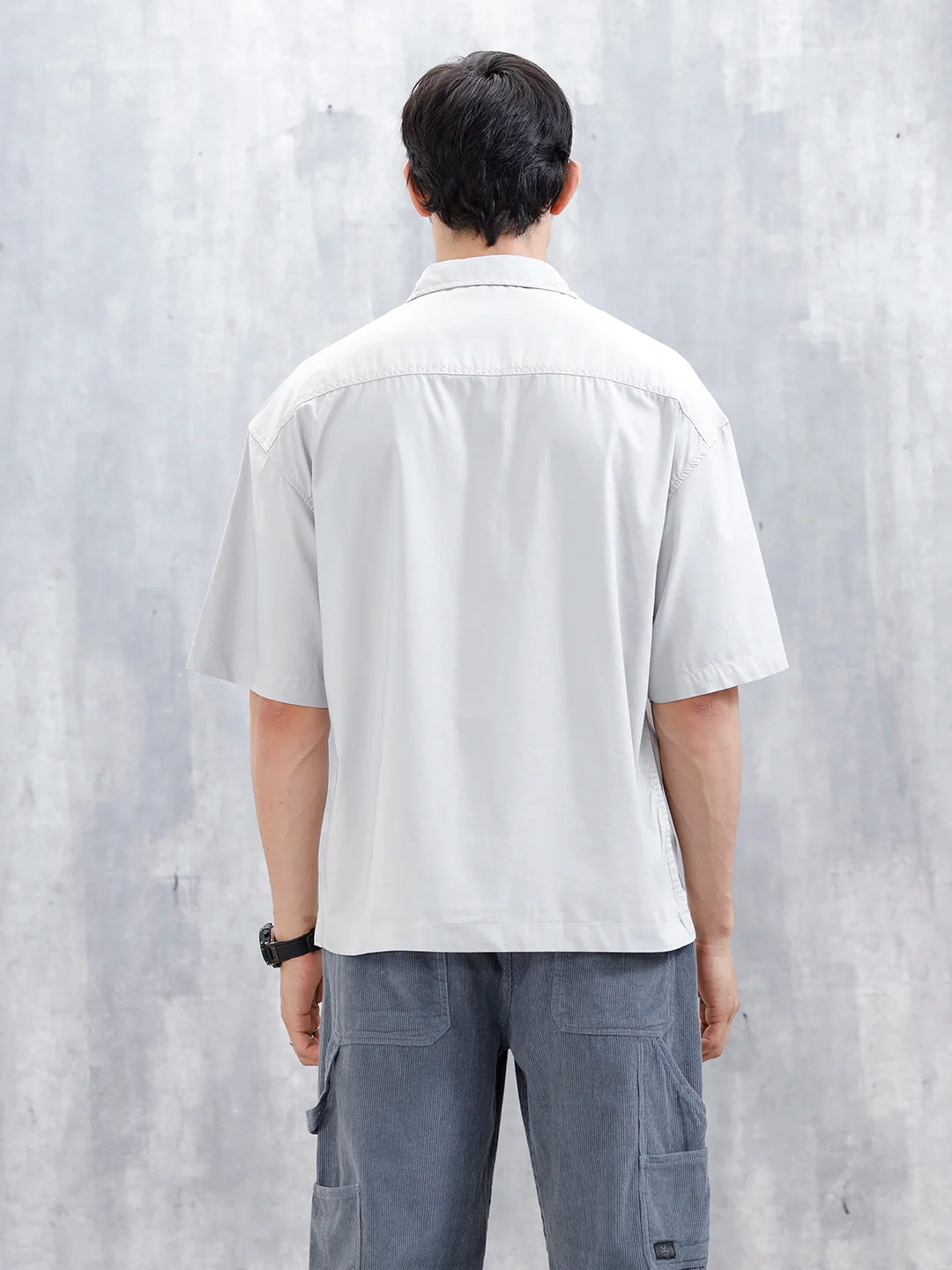 Wrogn Men's Oversized Plus Double Pocket Shirt | Grey - Image 3