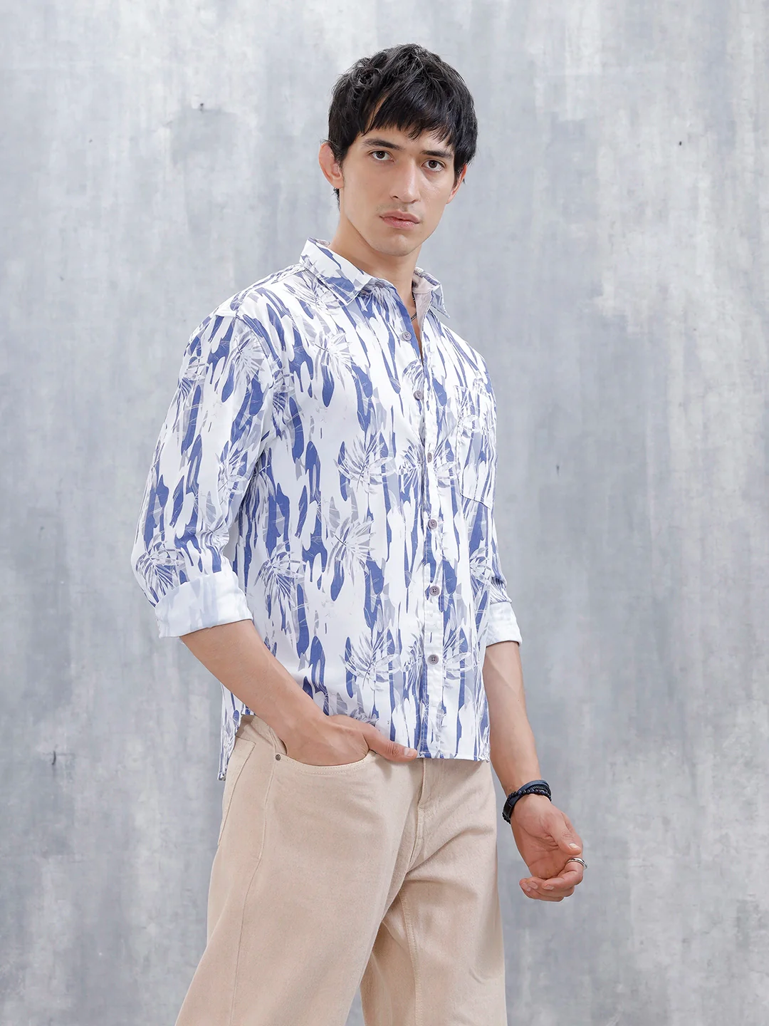 Wrogn Men's Printed Casual Shirt | Blue - Image 4