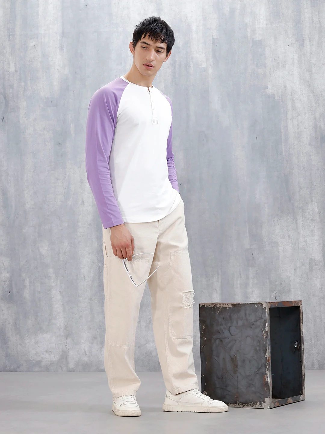 Wrogn Men's Raglan Sleeves Colorblocked Henley T-Shirt | White - Image 2