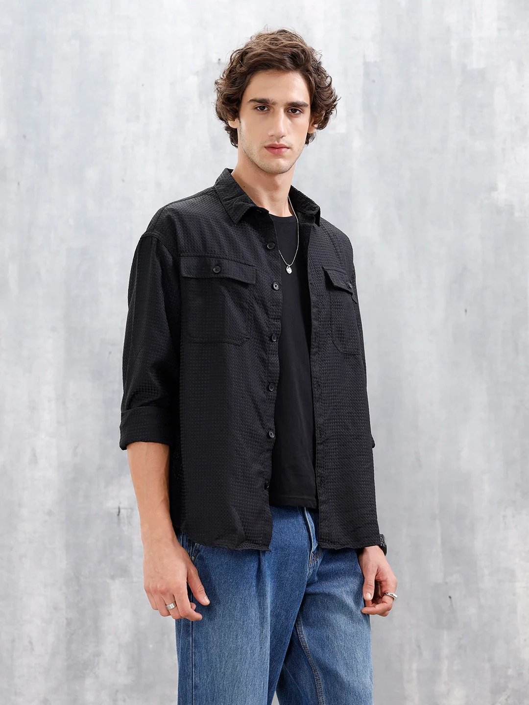 Wrogn Oversized Double Pocket Textured Shirt For Men's | Black - Image 4